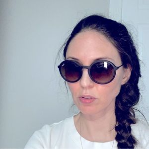 Ray-Ban RB4222 Round Tortoise shell sunglasses